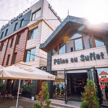 Hotel Glaris Tirgu Frumos Extérieur photo