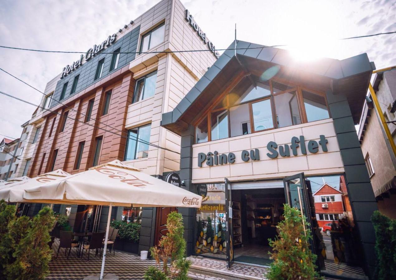 Hotel Glaris Tirgu Frumos Extérieur photo
