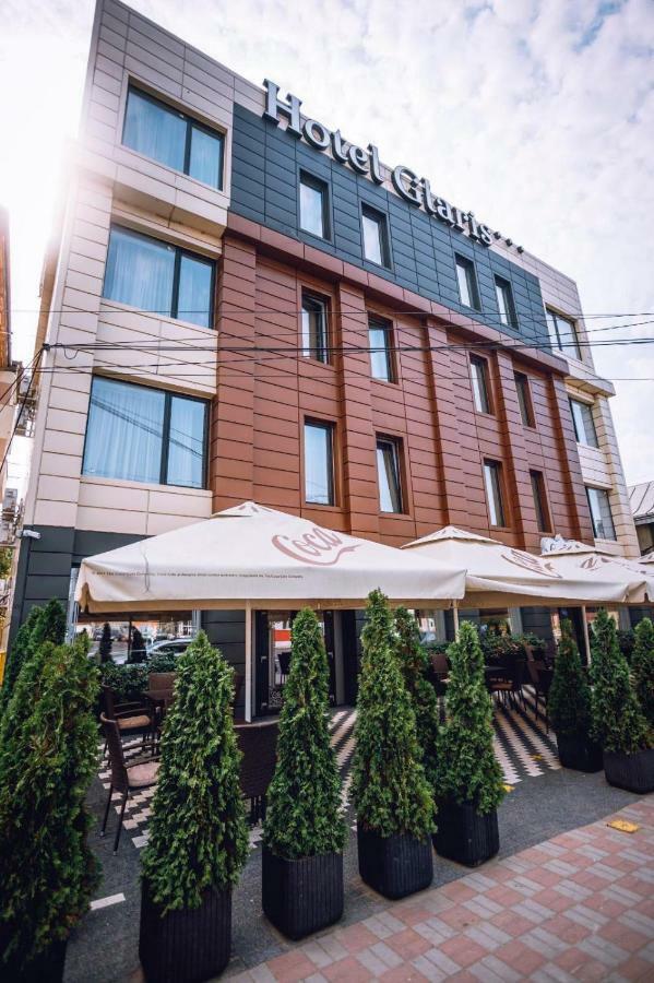 Hotel Glaris Tirgu Frumos Extérieur photo